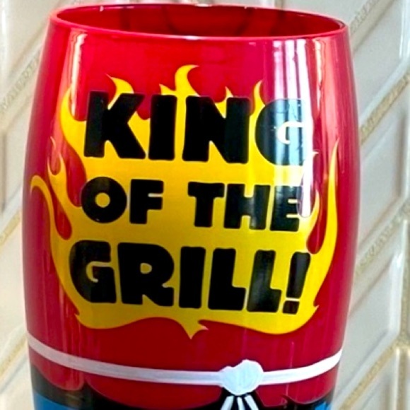 top Shelf Barware with a Twist “King of the Grill” Hand Painted Pilsner - Picture 4 of 6
